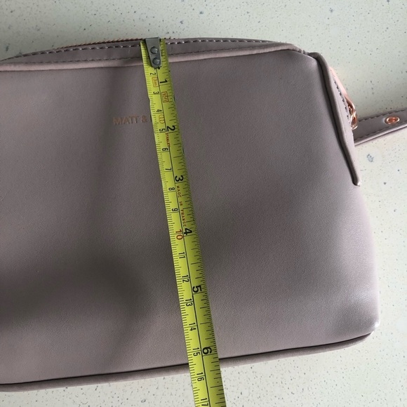 Matt and Natt light pink belt bag, adjustable strap, zipper closure - Picture 8 of 8
